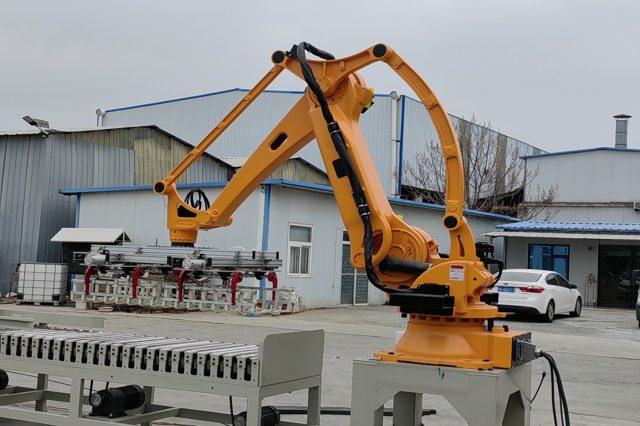 碼垛機械設(shè)備